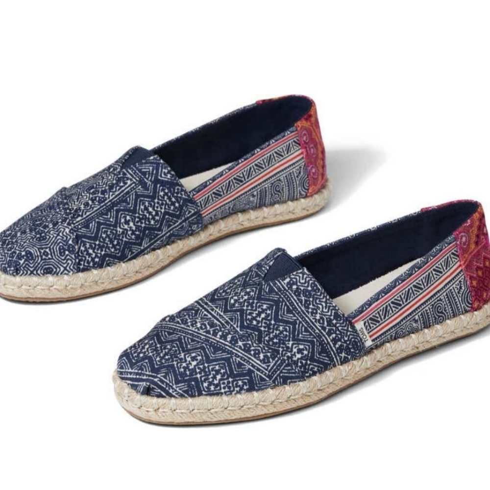 NIB Tom's Alpargata Espadrille Slip On